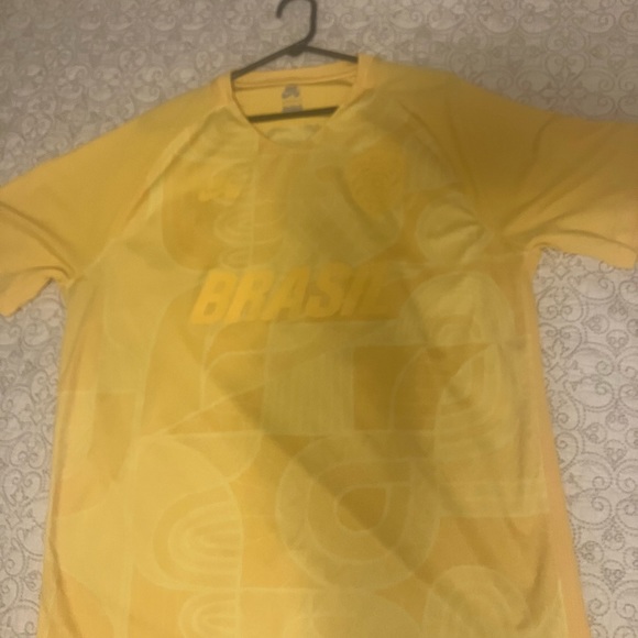 Nike Other - Nike SB Brazil 10 Men’s XL Jersey. Two small snags no holes. See pics